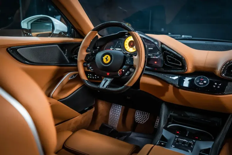 Ferrari Purosangue din 2024 cu 9.500 km - oferta FER108504 - foto 6