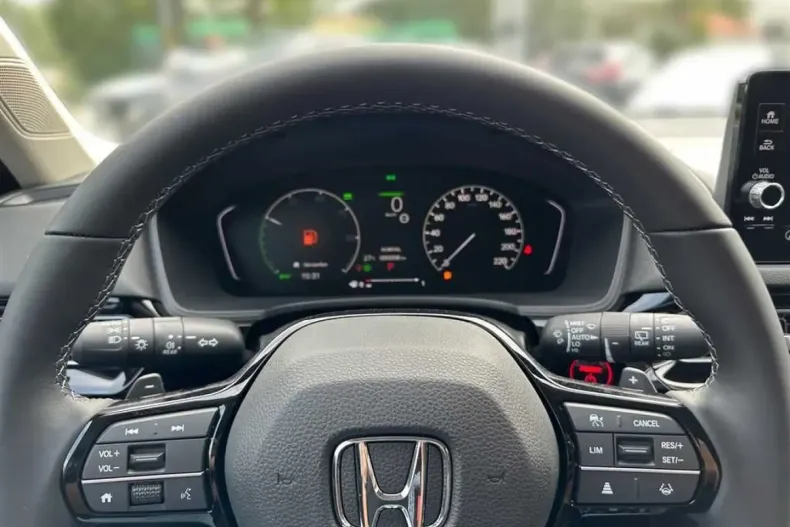 Honda Civic din 2024 cu 9.000 km - oferta HON108507 - foto 13