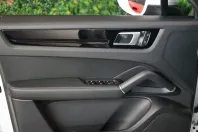 Porsche Cayenne din 2022 cu 30.760 km - oferta POR108509 - foto 9