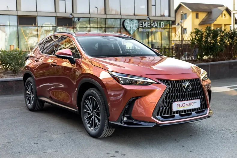 Lexus NX 350h din 2025 cu 25 km - oferta LEX108510 - foto 1