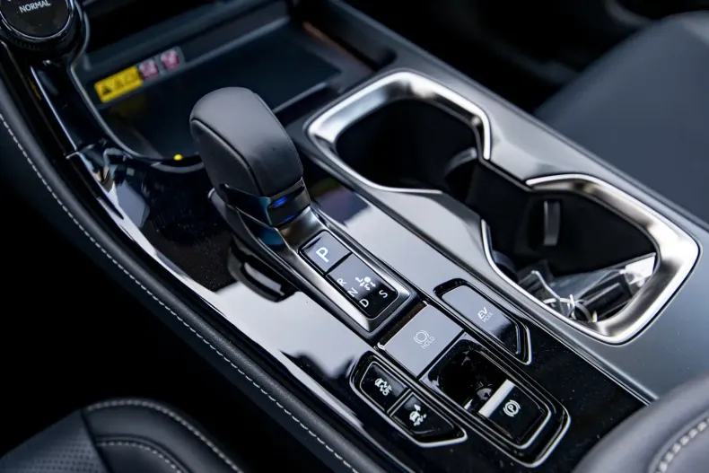 Lexus NX 350h din 2025 cu 25 km - oferta LEX108510 - foto 29