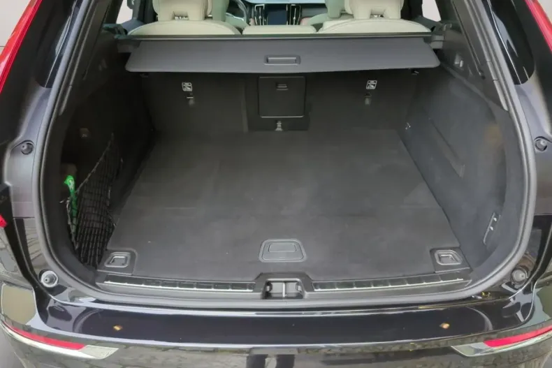 Volvo XC60 din 2021 cu 65.100 km - oferta VOL108514 - foto 8