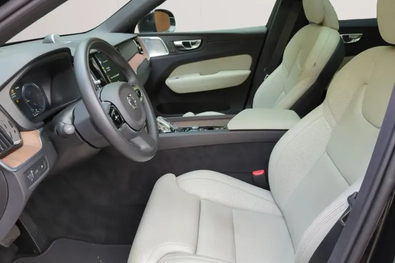 Volvo XC60 din 2021 cu 65.100 km - oferta VOL108514 - foto 15