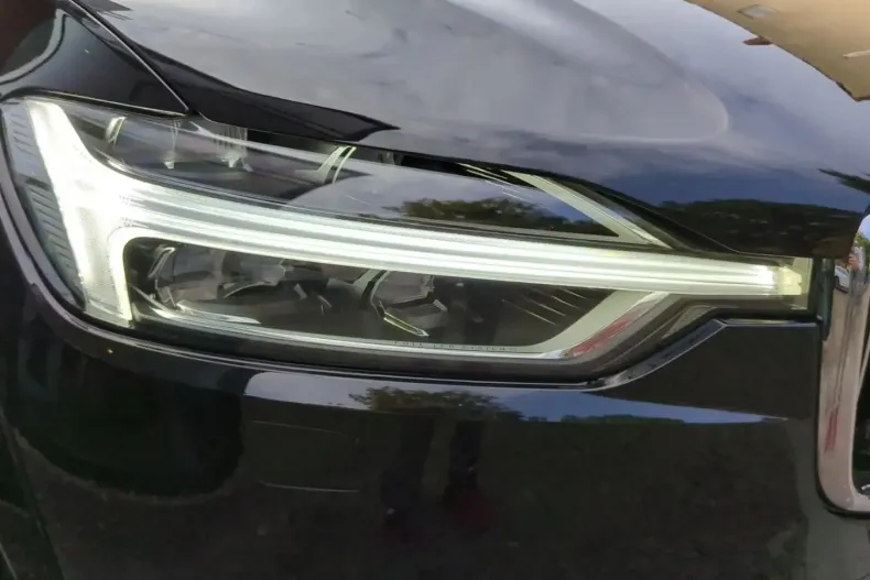 Volvo XC60 din 2021 cu 65.100 km - oferta VOL108514 - foto 26