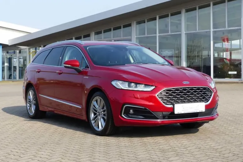 Ford Mondeo din 2021 cu 57.900 km - oferta FOR108515 - foto 1