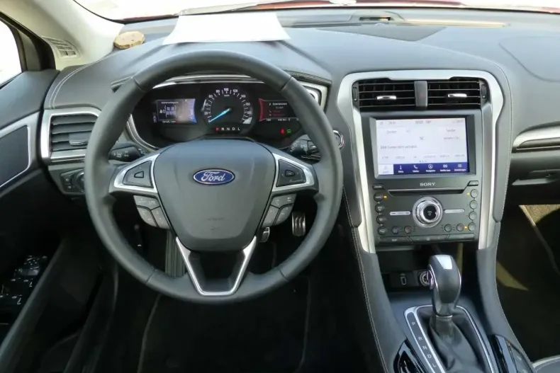 Ford Mondeo din 2021 cu 57.900 km - oferta FOR108515 - foto 9