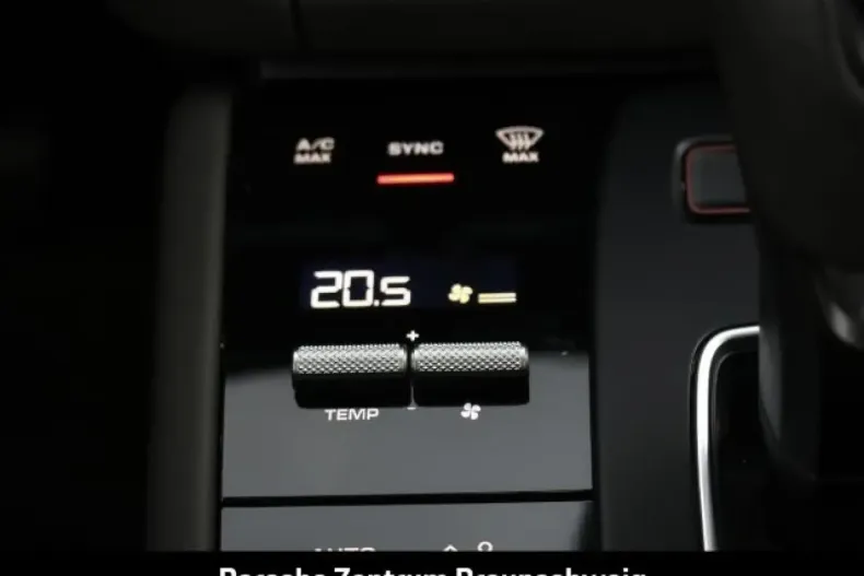 Porsche Macan din 2022 cu 47.300 km - oferta POR108516 - foto 23