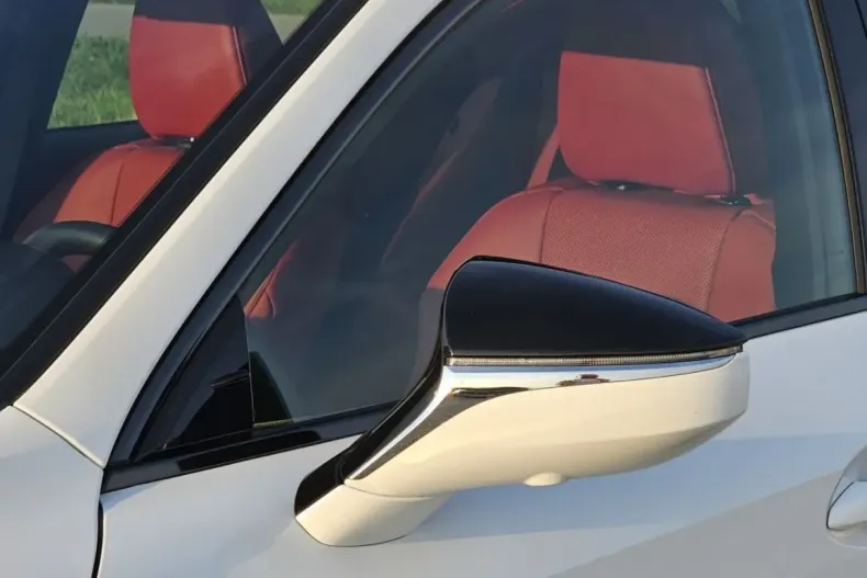 Lexus IS-F din 2024 cu 17.800 km - oferta LEX108517 - foto 7