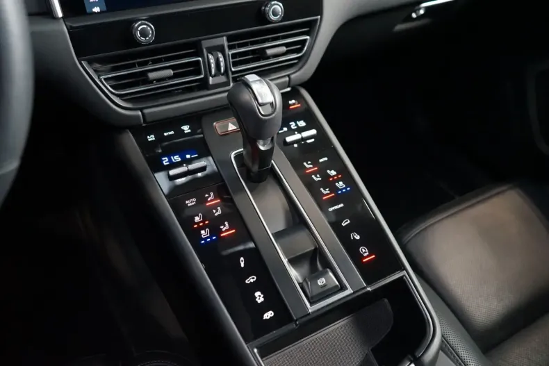 Porsche Macan din 2022 cu 31.700 km - oferta POR108518 - foto 17