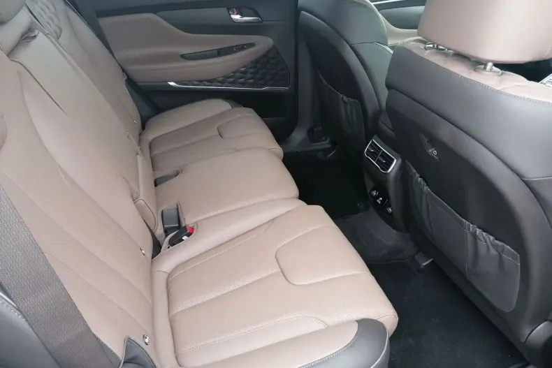 Hyundai SANTA FE din 2022 cu 25.826 km - oferta HYU108520 - foto 10