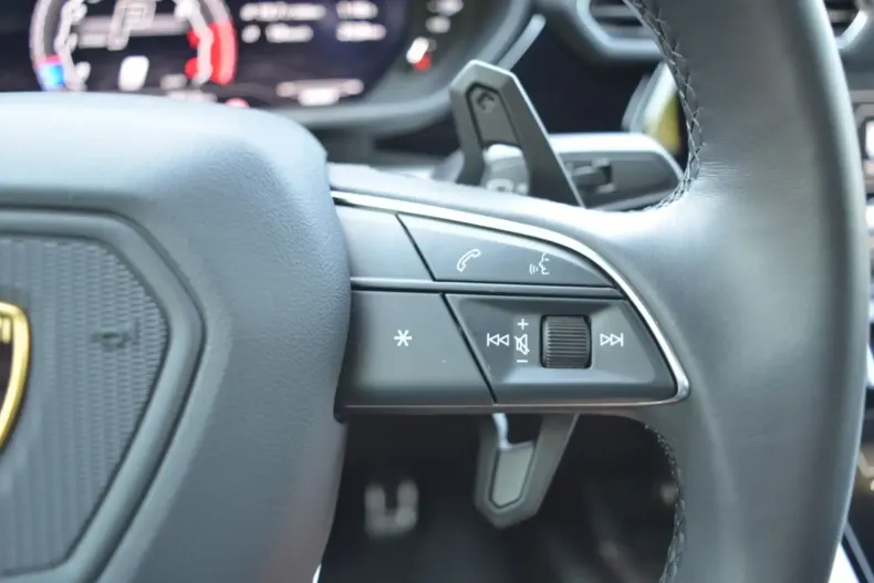 Lamborghini Urus din 2022 cu 14.000 km - oferta LAM108524 - foto 26