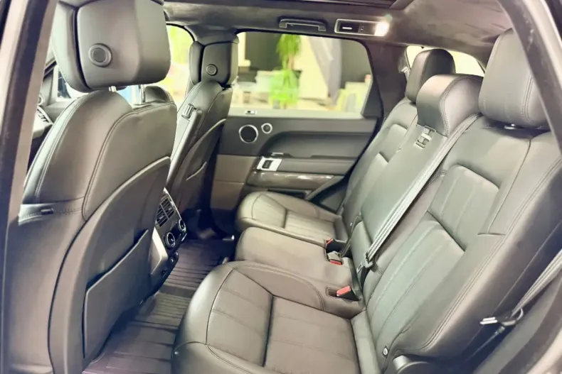 Land Rover Range Rover Sport din 2020 cu 41.500 km - oferta LAN108533 - foto 9