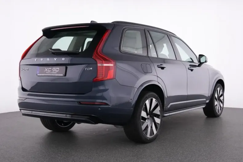 Volvo XC90 din 2024 cu 26.000 km - oferta VOL108537 - foto 4