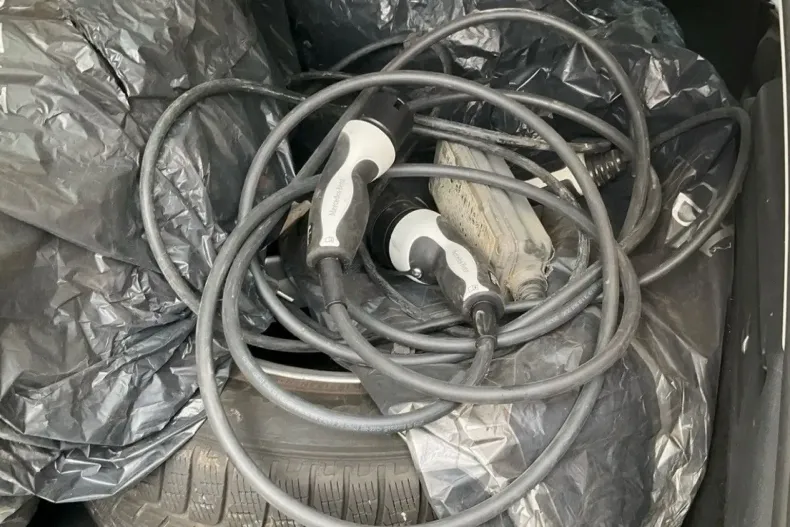 Mercedes-Benz GLC 300 din 2021 cu 49.409 km - oferta MER108543 - foto 16