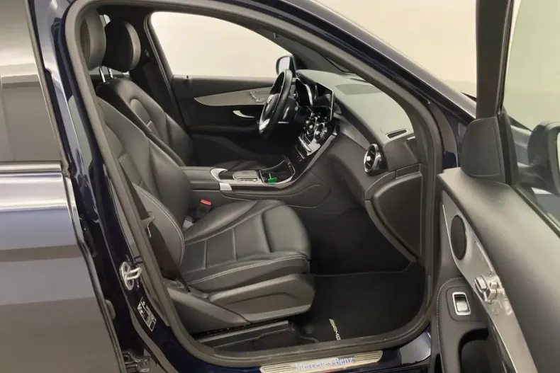 Mercedes-Benz GLC 200 din 2022 cu 96.032 km - oferta MER108547 - foto 8