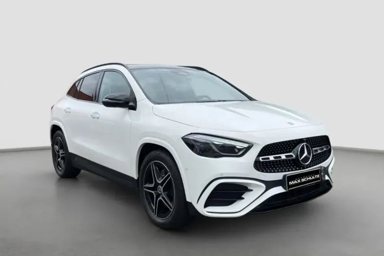 Mercedes-Benz GLA 250 din 2024 cu 24.800 km - oferta MER108548 - foto 1