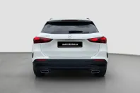 Mercedes-Benz GLA 250 din 2024 cu 24.800 km - oferta MER108548 - foto 6