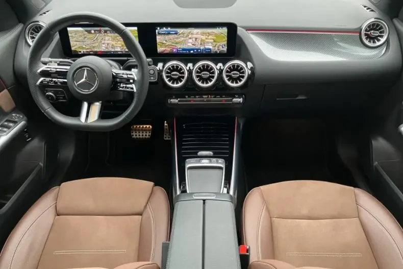 Mercedes-Benz GLA 250 din 2024 cu 24.800 km - oferta MER108548 - foto 9