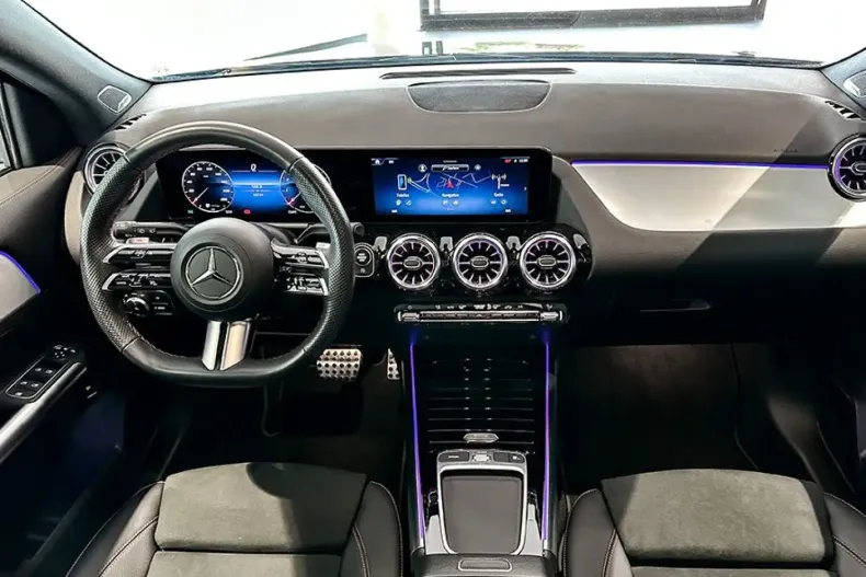 Mercedes-Benz GLA 220 din 2023 cu 24.955 km - oferta MER108549 - foto 7