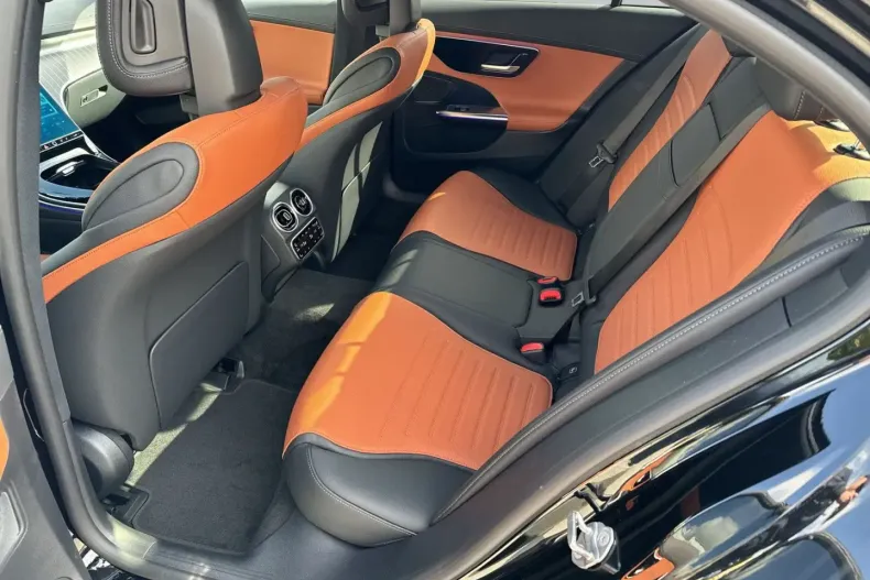 Mercedes-Benz C 300 din 2023 cu 40.000 km - oferta MER108561 - foto 10