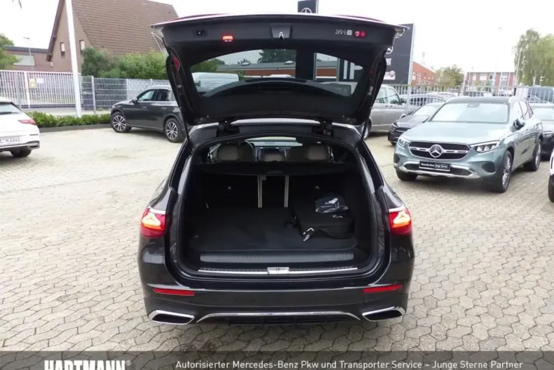 Mercedes-Benz E 300 din 2024 cu 12.248 km - oferta MER108566 - foto 12