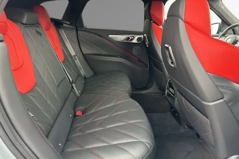 BMW XM din 2024 cu 11.068 km - oferta BMW108569 - foto 10