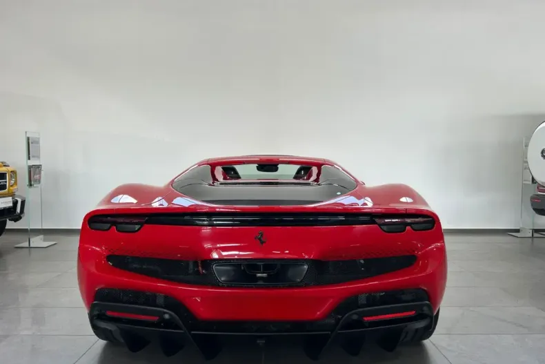 Ferrari 296 GTS din 2024 cu 1.120 km - oferta FER108573 - foto 7