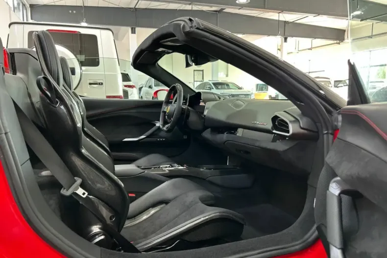 Ferrari 296 GTS din 2024 cu 1.120 km - oferta FER108573 - foto 13