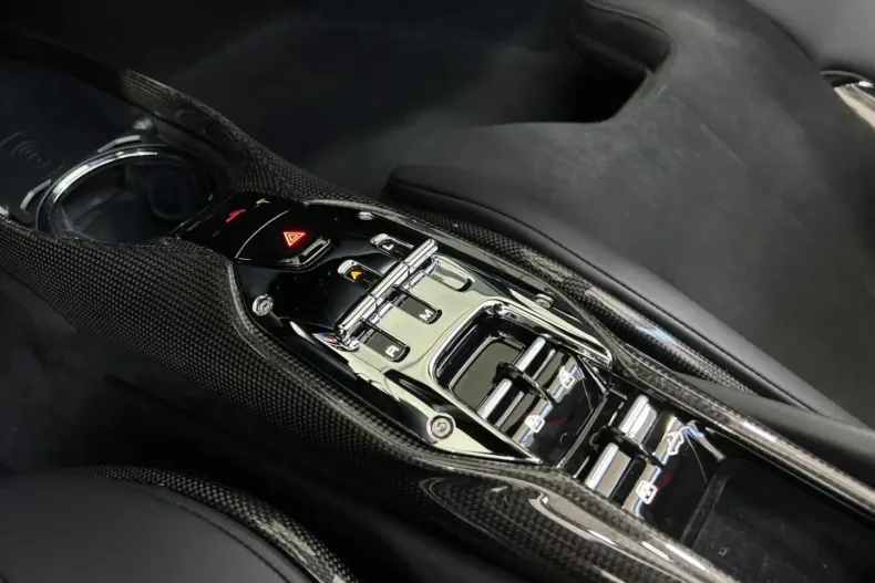 Ferrari 296 GTS din 2024 cu 1.120 km - oferta FER108573 - foto 20