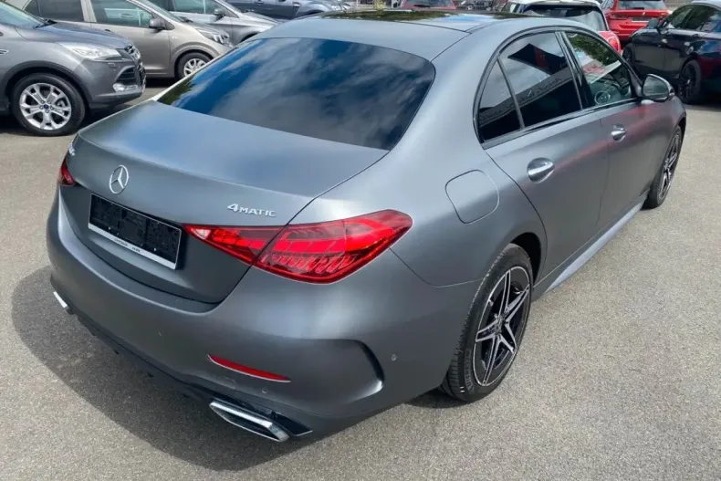 Mercedes-Benz C 300 din 2023 cu 52.000 km - oferta MER108575 - foto 8