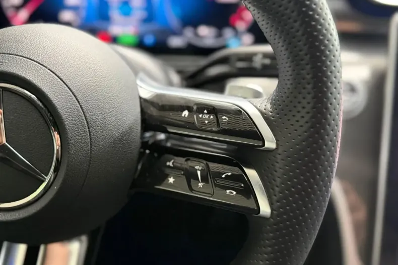 Mercedes-Benz C 300 din 2024 cu 25.900 km - oferta MER108577 - foto 21