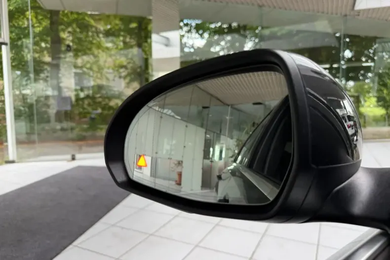 Mercedes-Benz C 300 din 2024 cu 25.900 km - oferta MER108577 - foto 26