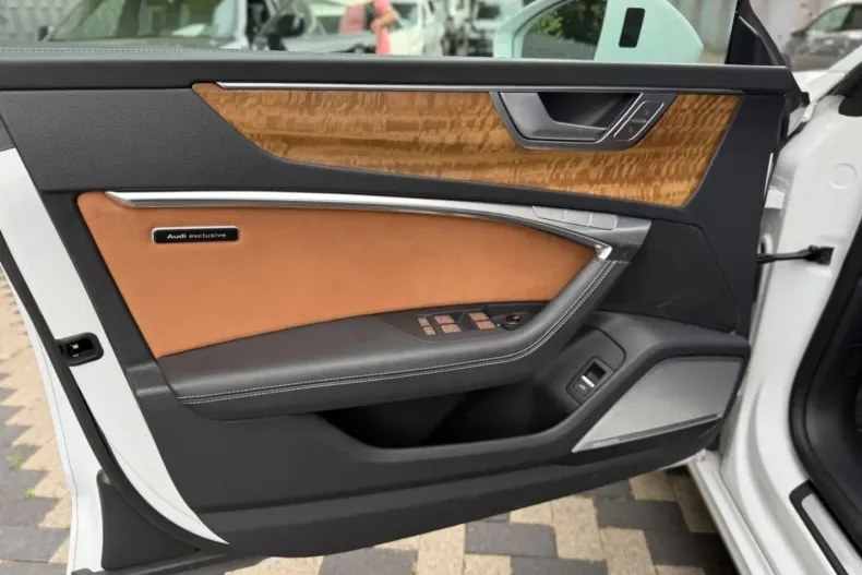 Audi A7 din 2022 cu 50.210 km - oferta AUD108579 - foto 15