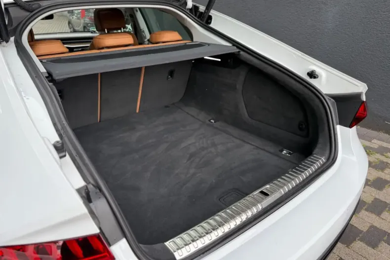 Audi A7 din 2022 cu 50.210 km - oferta AUD108579 - foto 19