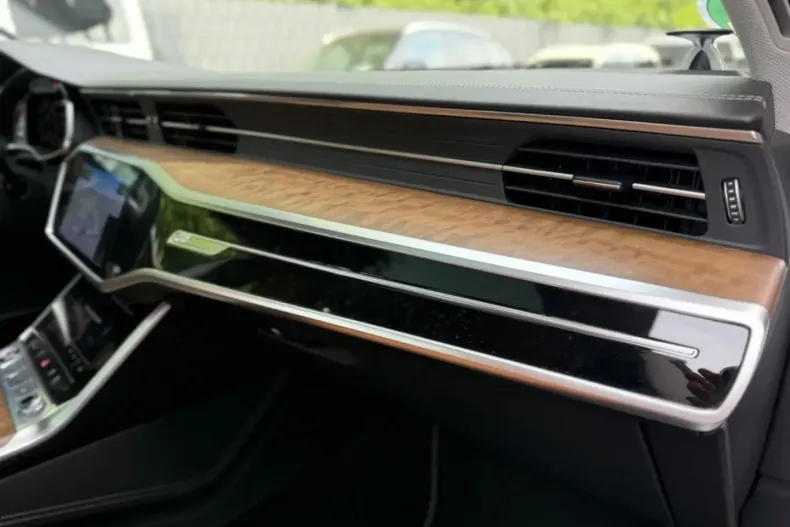 Audi A7 din 2022 cu 50.210 km - oferta AUD108579 - foto 26