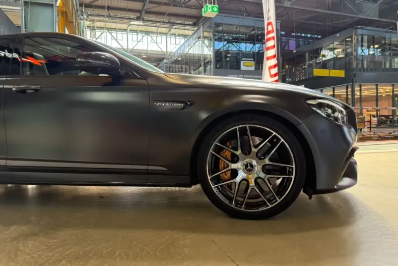 Mercedes-Benz E 63 AMG din 2023 cu 33.800 km - oferta MER108585 - foto 9