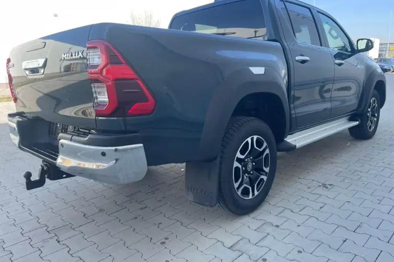 Toyota Hilux din 2024 cu 5.000 km - oferta TOY108586 - foto 4