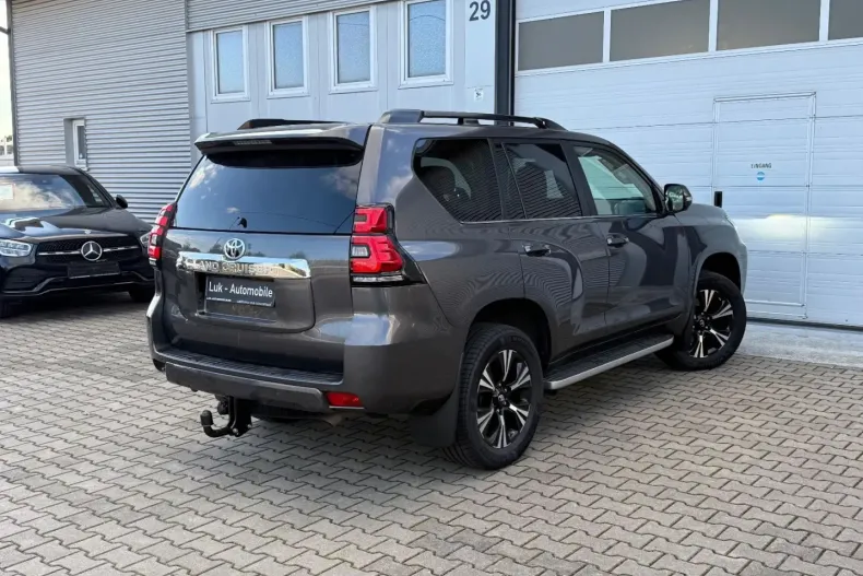 Toyota Land Cruiser din 2021 cu 89.000 km - oferta TOY108587 - foto 8