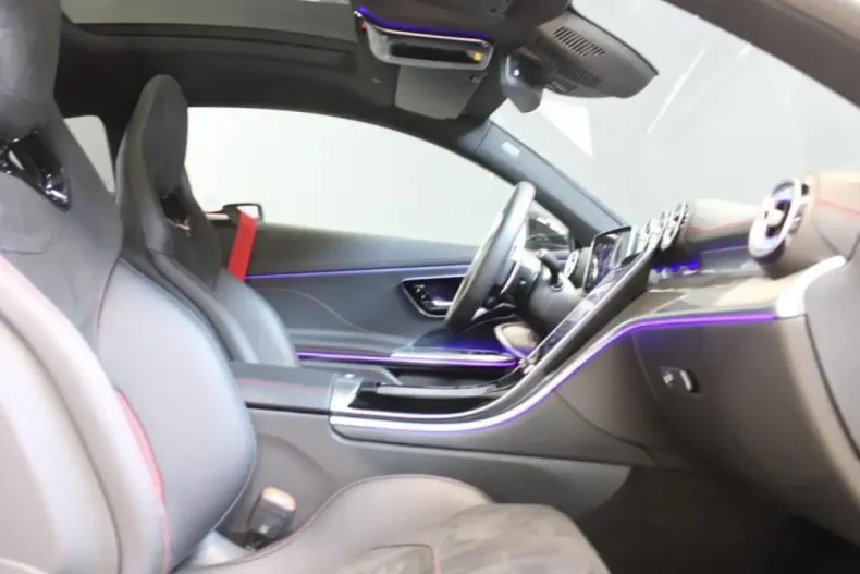 Mercedes-Benz E 53 AMG din 2024 cu 9.557 km - oferta MER108602 - foto 9