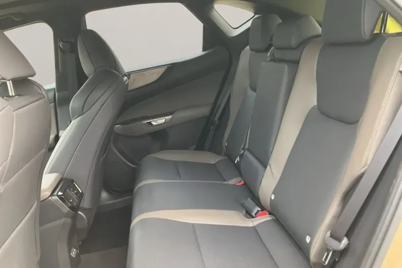 Lexus NX 350h din 2024 cu 13.812 km - oferta LEX108605 - foto 10