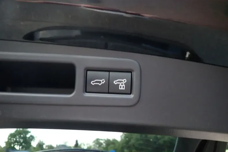 Lexus RX 450 din 2024 cu 44.260 km - oferta LEX108610 - foto 10