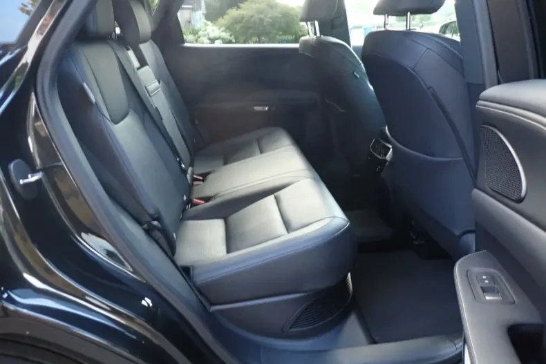 Lexus RX 450 din 2024 cu 44.260 km - oferta LEX108610 - foto 11