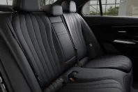 Mercedes-Benz E 300 din 2023 cu 4.376 km - oferta MER108616 - foto 3