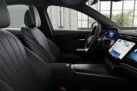 Mercedes-Benz E 300 din 2023 cu 4.376 km - oferta MER108616 - foto 6