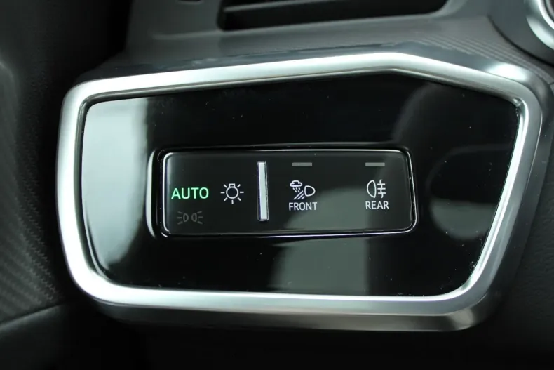 Audi RS7 din 2023 cu 30.590 km - oferta AUD108619 - foto 17