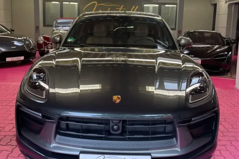 Porsche Macan din 2023 cu 6.857 km - oferta POR108627 - foto 1