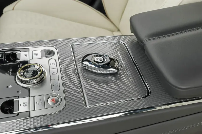 Bentley Flying Spur din 2024 cu 15.200 km - oferta BEN108653 - foto 20