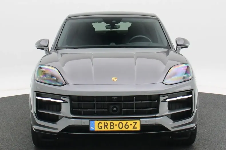 Porsche Cayenne din 2024 cu 24.707 km - oferta POR108654 - foto 4