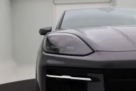 Porsche Cayenne din 2024 cu 24.707 km - oferta POR108654 - foto 8