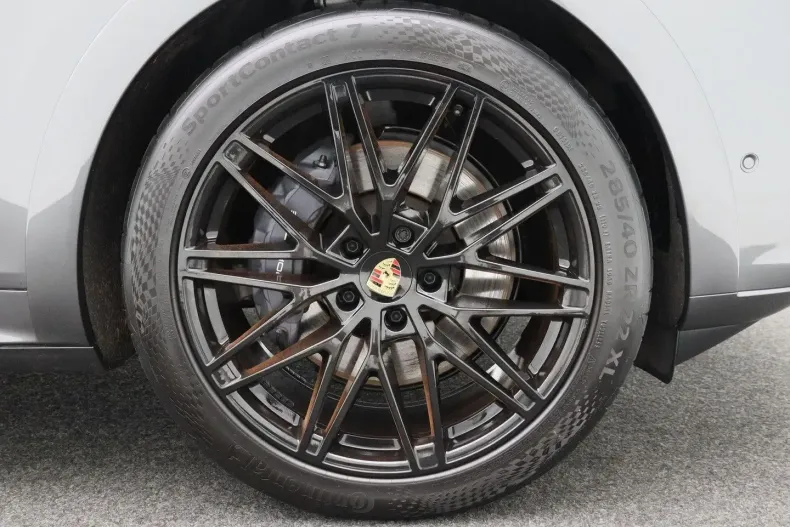 Porsche Cayenne din 2024 cu 24.707 km - oferta POR108654 - foto 12